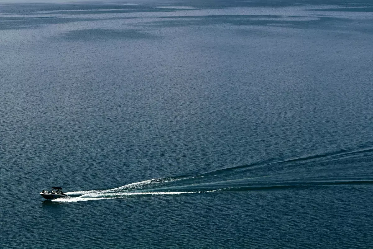 Speedbåd på vandet: Information om ansvarsforsikring til speedbåde, vandscootere og jetski.