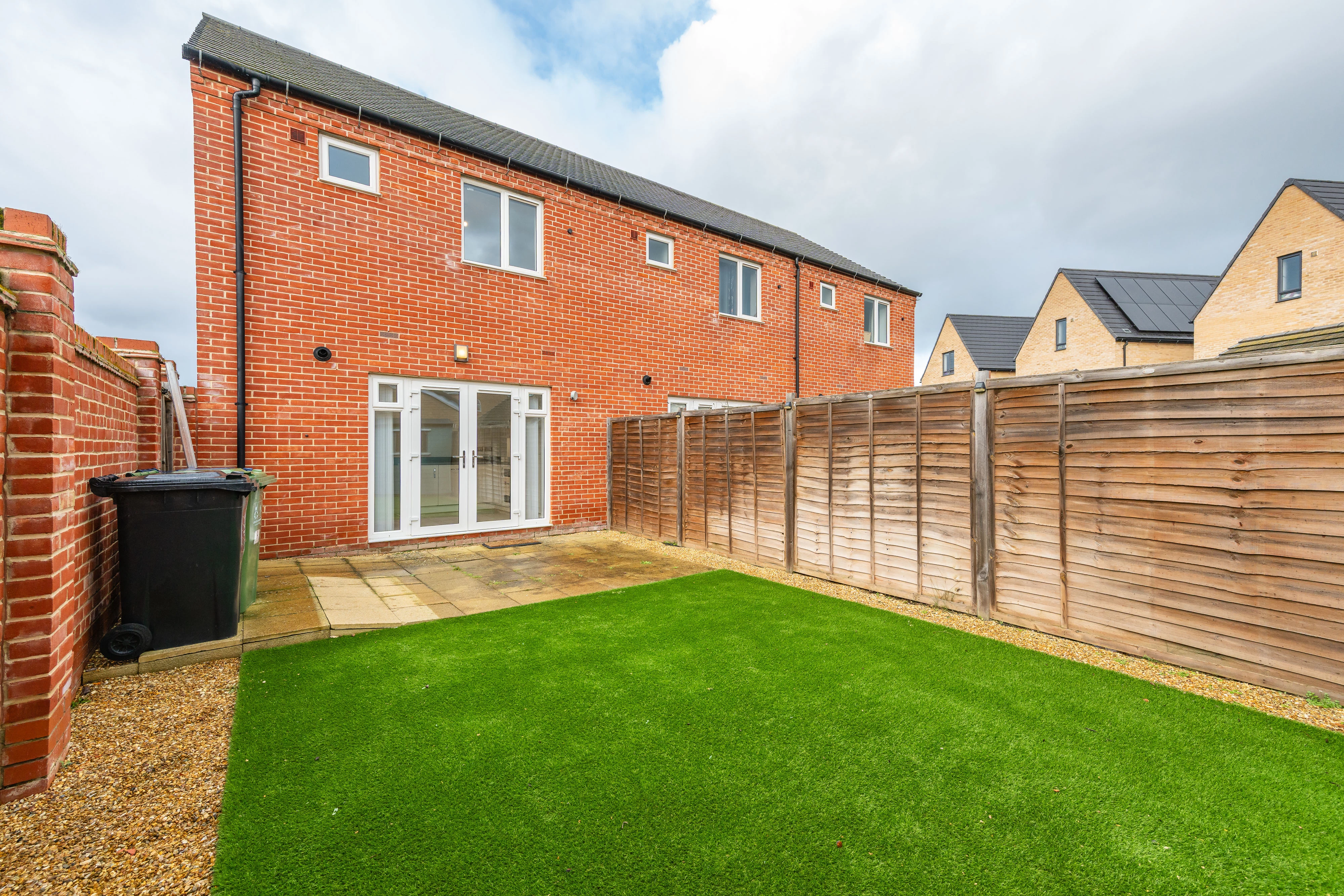 House with grassed garden