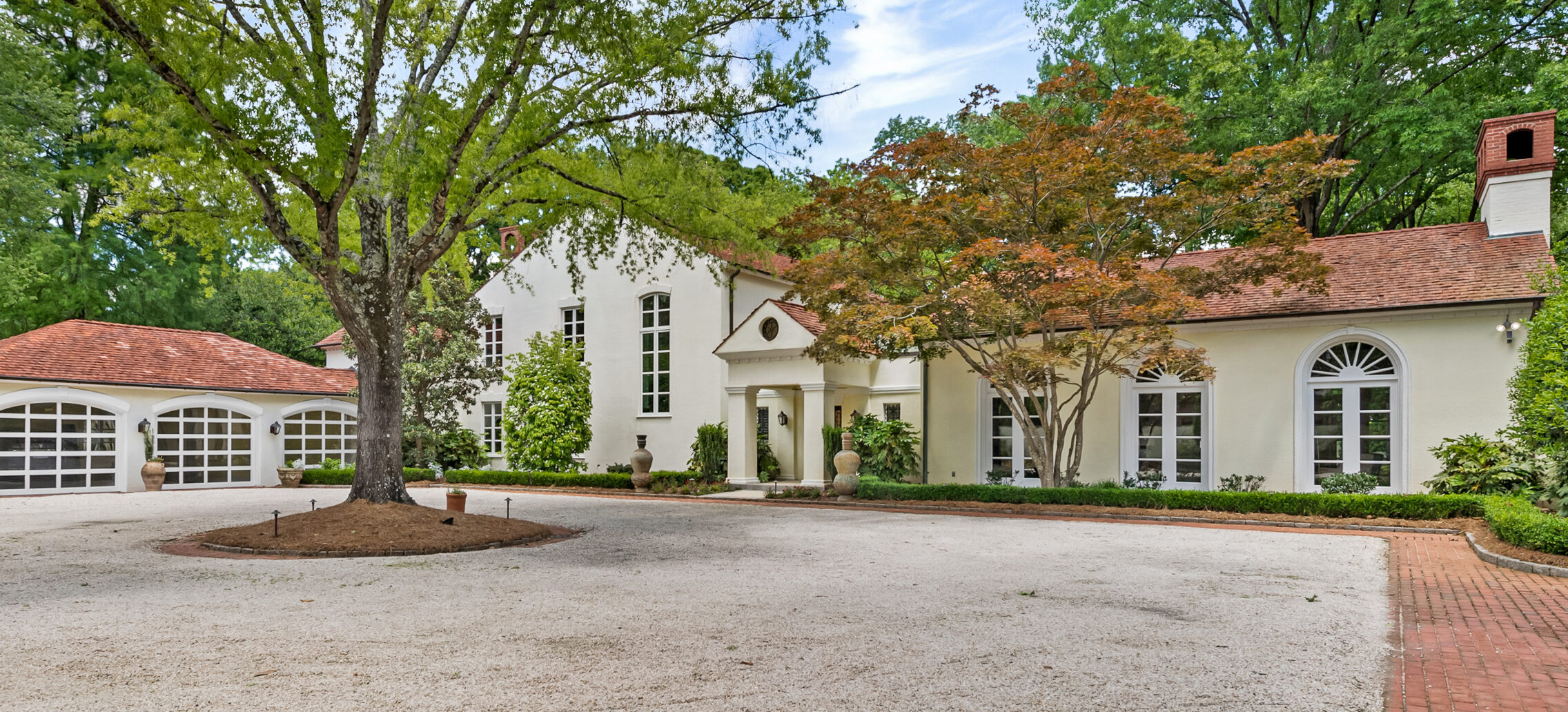 Real estate in Charlotte, North Carolina: What you can get for $1M