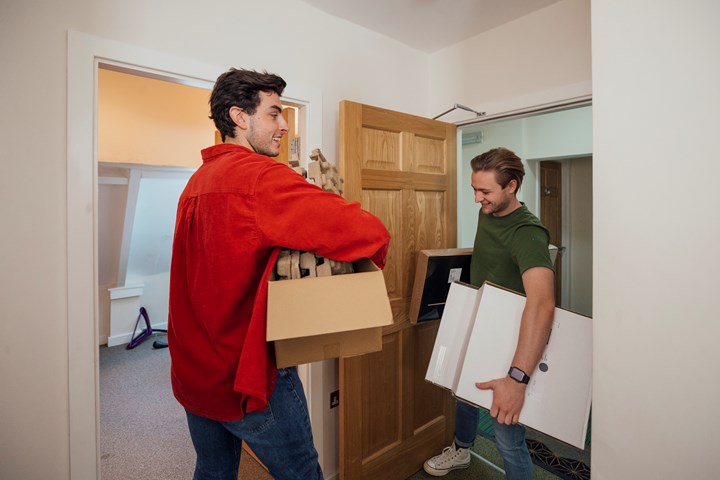 2 people moving in together