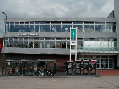 The front of Sutton in Ashfield Library