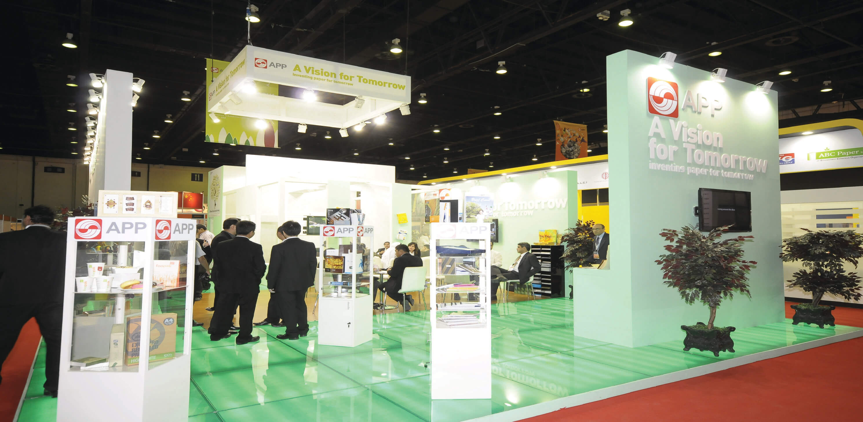 Dubai World Trade Centre - Paper Arabia