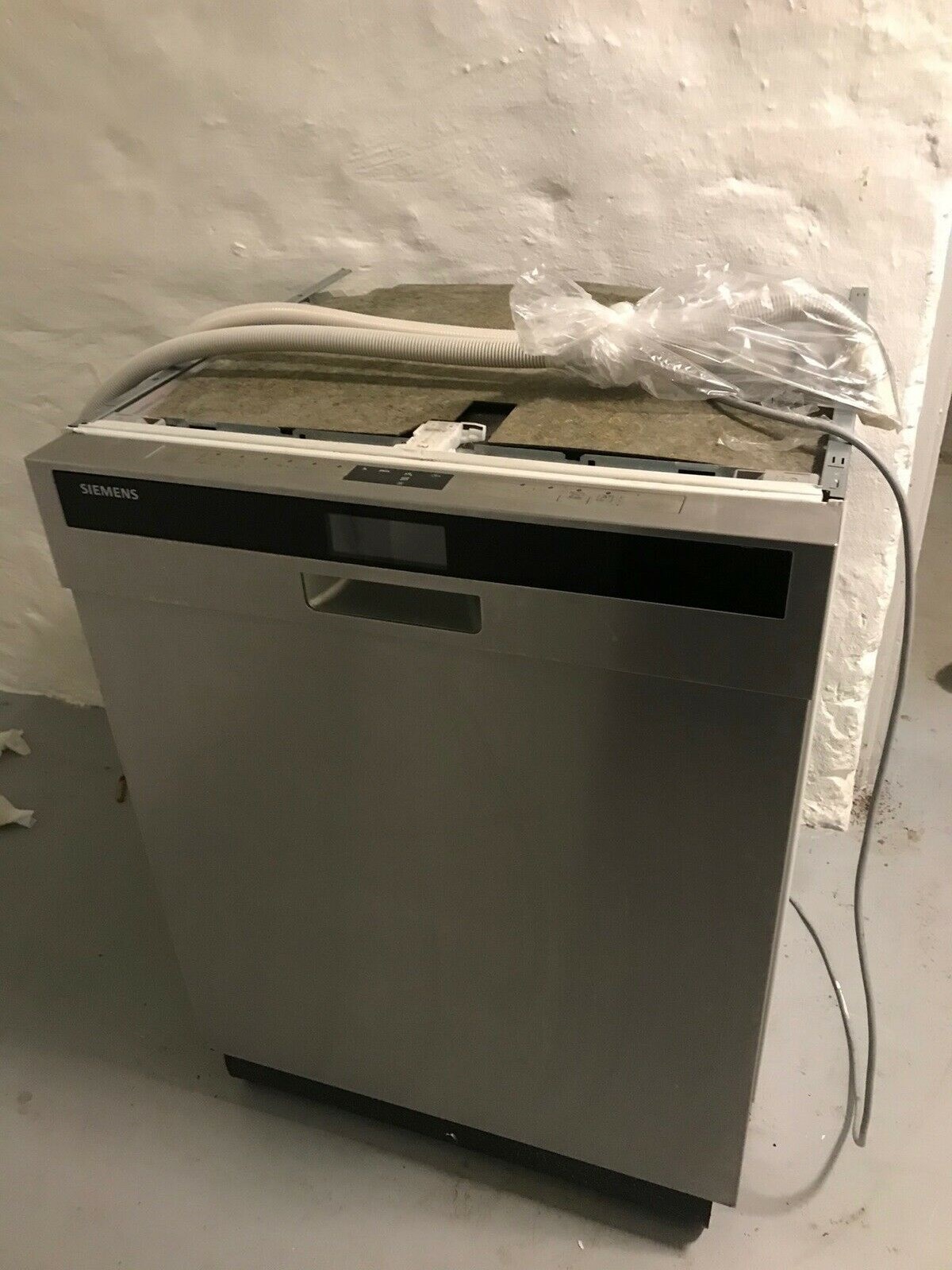 Der er penge at spare, når du køber en opvaskemaskine brugt. Denne model fra Siemens, som står klar til afhentning i Brønshøj, kostede oprindeligt 4.000 kroner fra ny. I dag sælges den for 700 kroner.