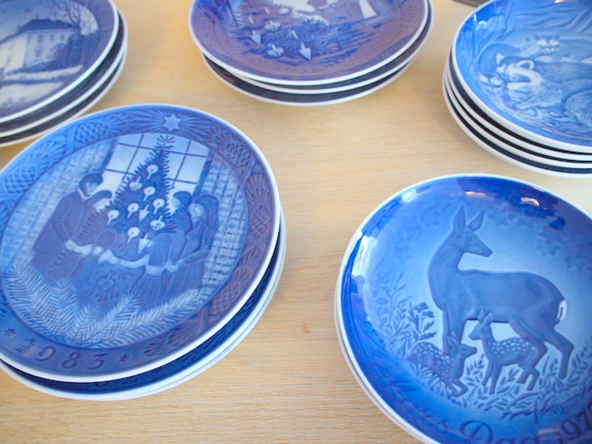 Overvejede stærkt at udvide min porcelænssamling med disse jubilæums platter!