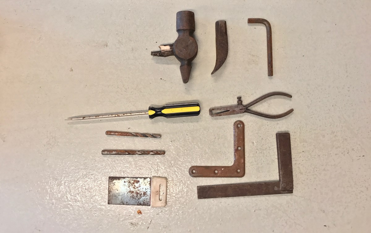 Et udpluk af mit gamle rustne værktøj før behandling
