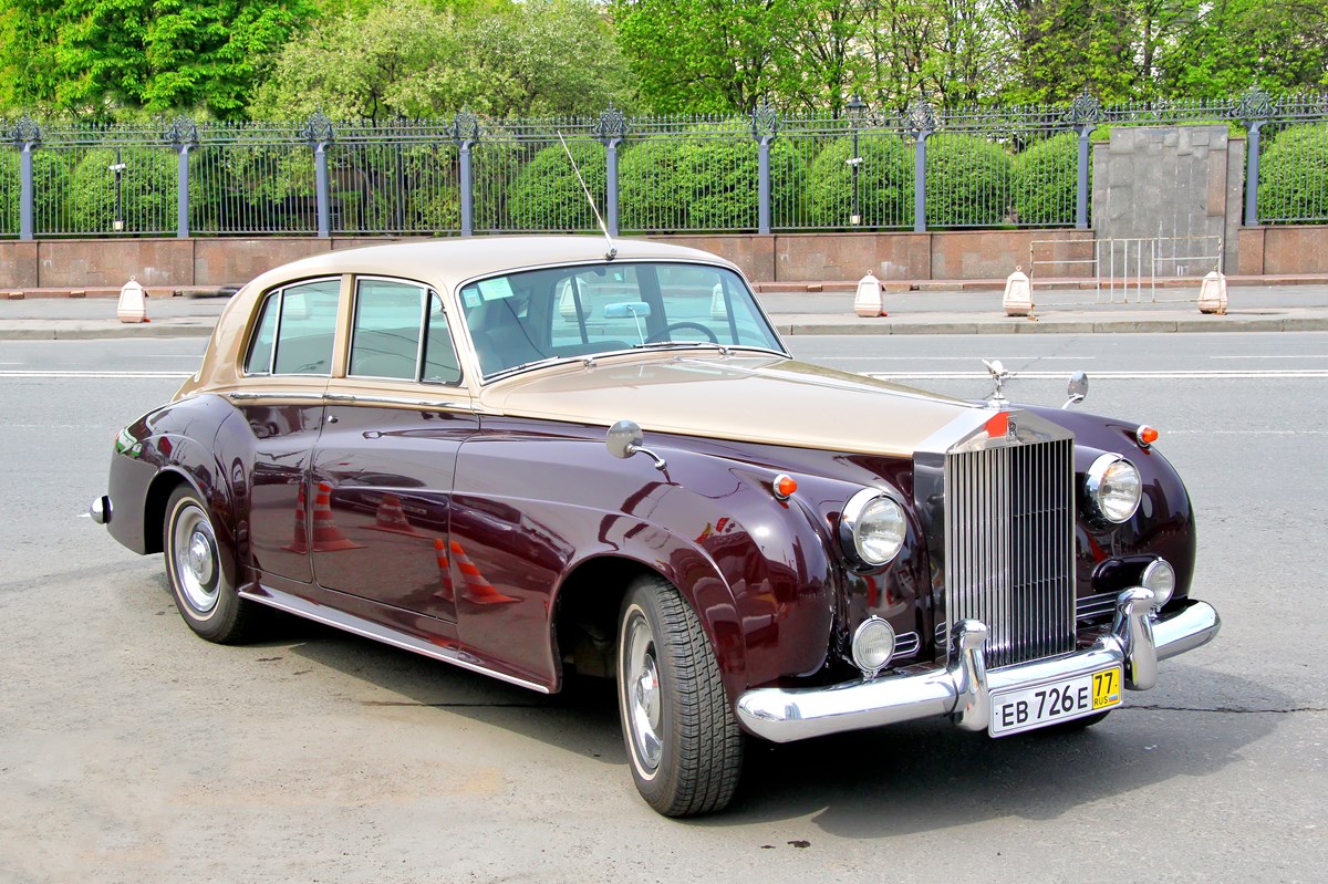 Rolls-Royce Silver Cloud - et af 60'ernes mest mondæne transportmidler