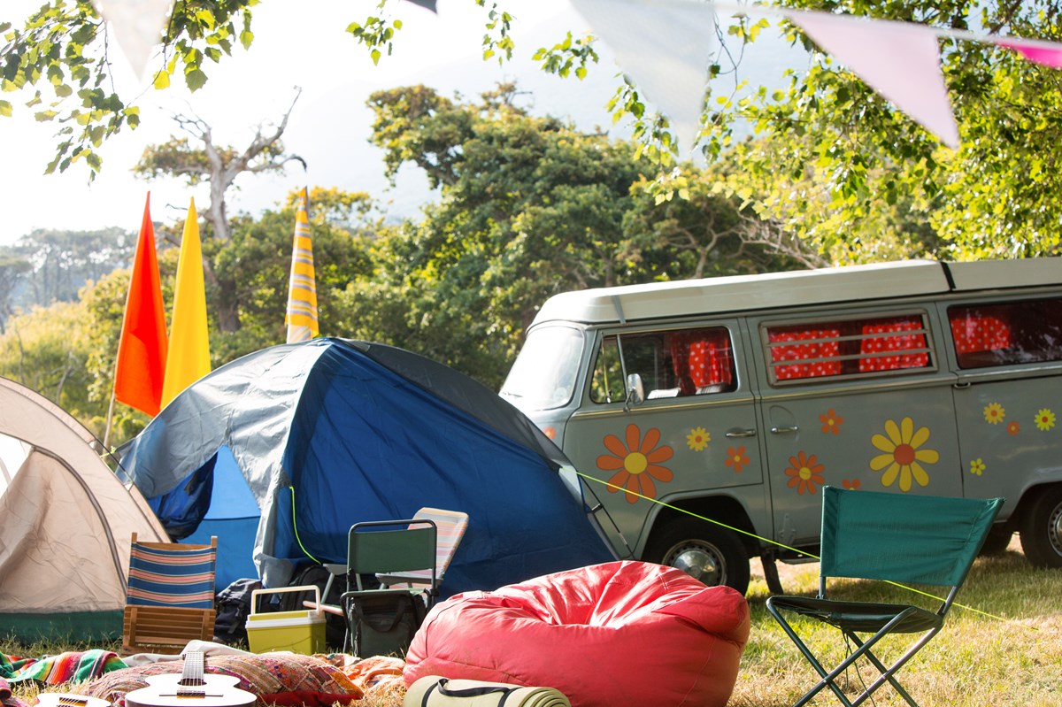 Man kan sole i mange slags stole, men én slags er bedst til at få slappet ordentlig af i, mener campingeksperten