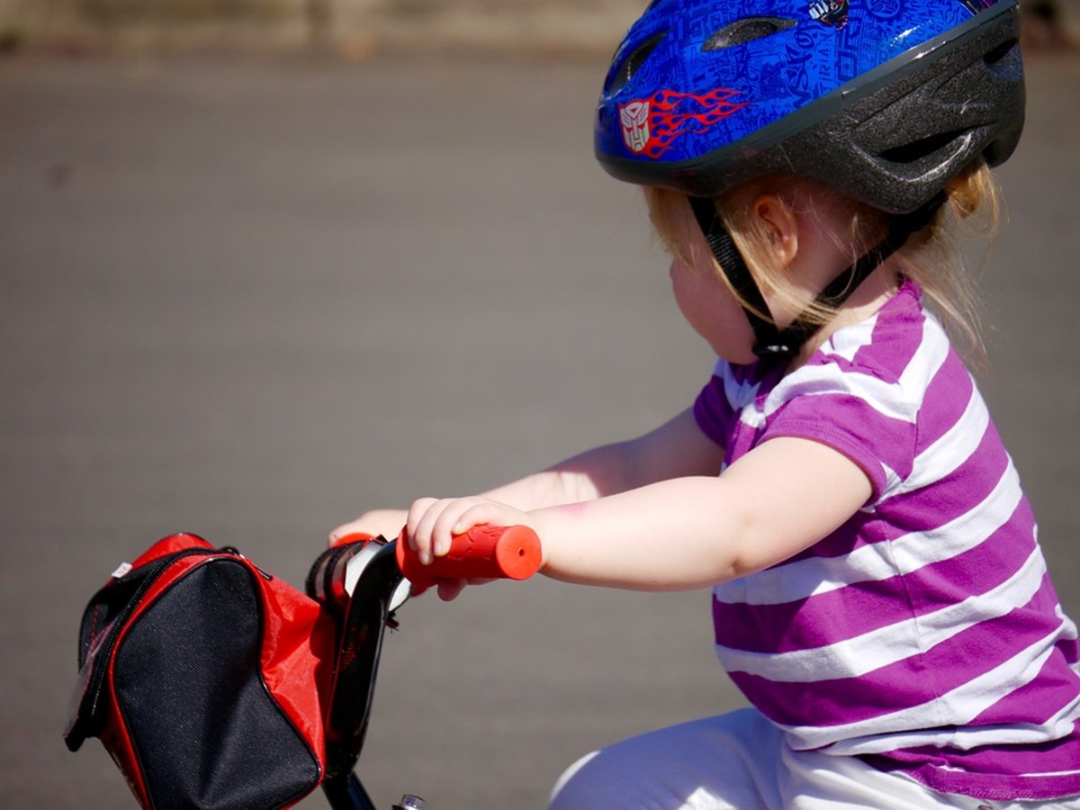 Cykelhjelm børn - Guide: du køber cykelhjelm til dine unger