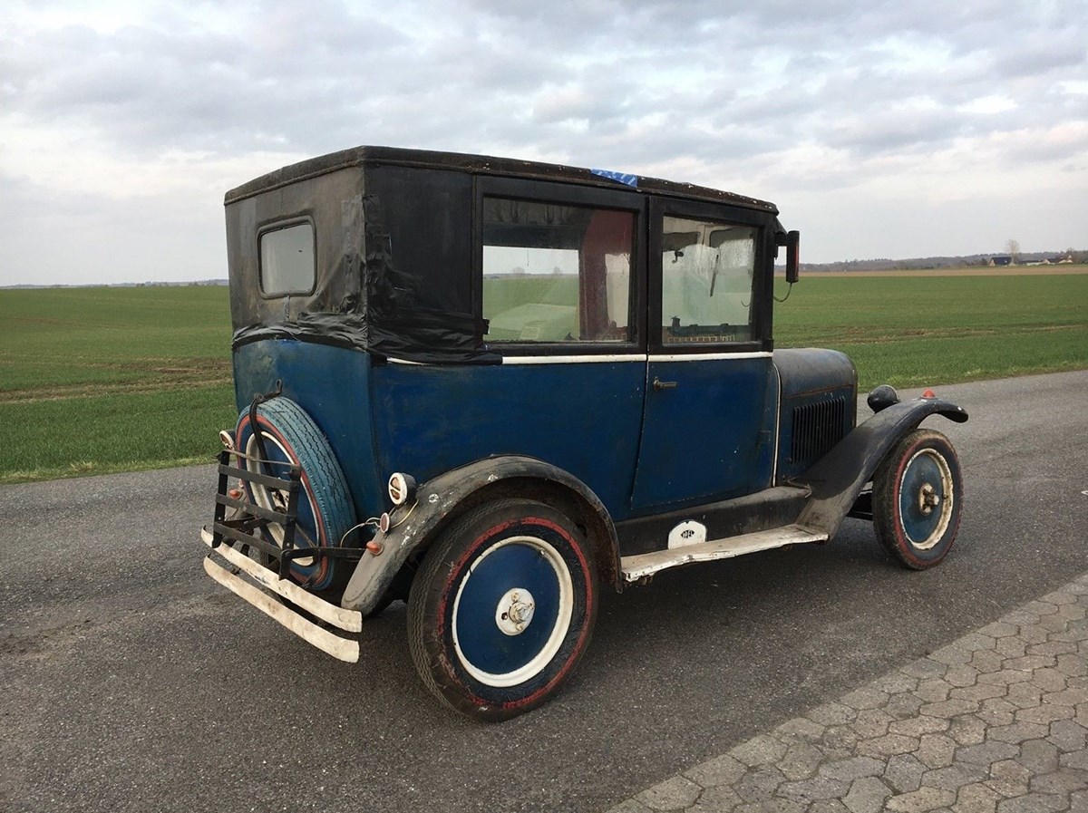Her kan du se den ældste Opel, som du i skrivende stund kan blive den nye ejer af på DBA. Bilen koster 29.900 kroner og er fra 1927. Modellen er en Opel P4 16S. Den har kørt lige under 10.000 kilometer