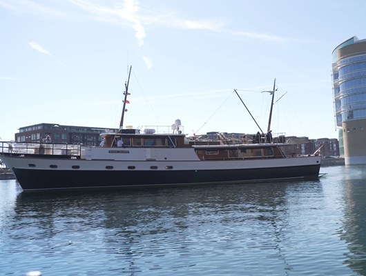 Danmarks største privatejet motorbåd kan nu blive din