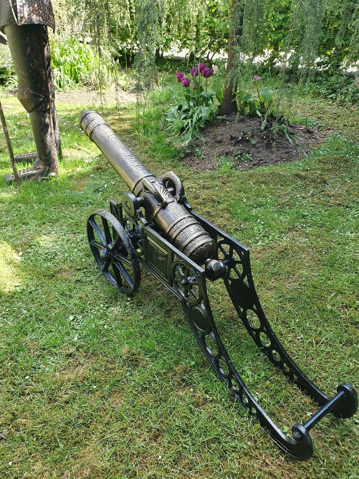 Birgittes kanon er købt i Belgien, men står nu i en have i Kolding.