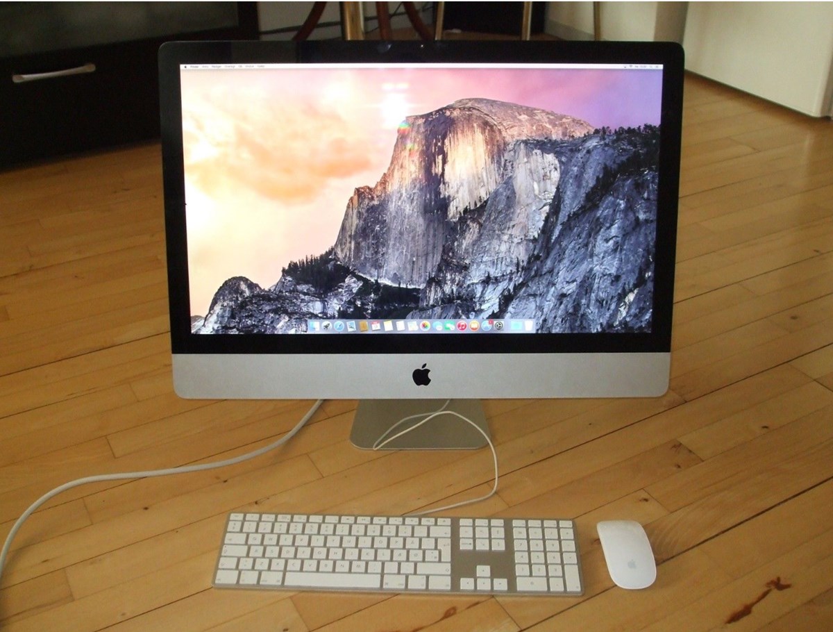 iMac kan være en glimrende stationær computer, hvis du har pladsen til den. På de fleste iMacs er skærmene ret store, hvilket er kendetegnene på denne computertype