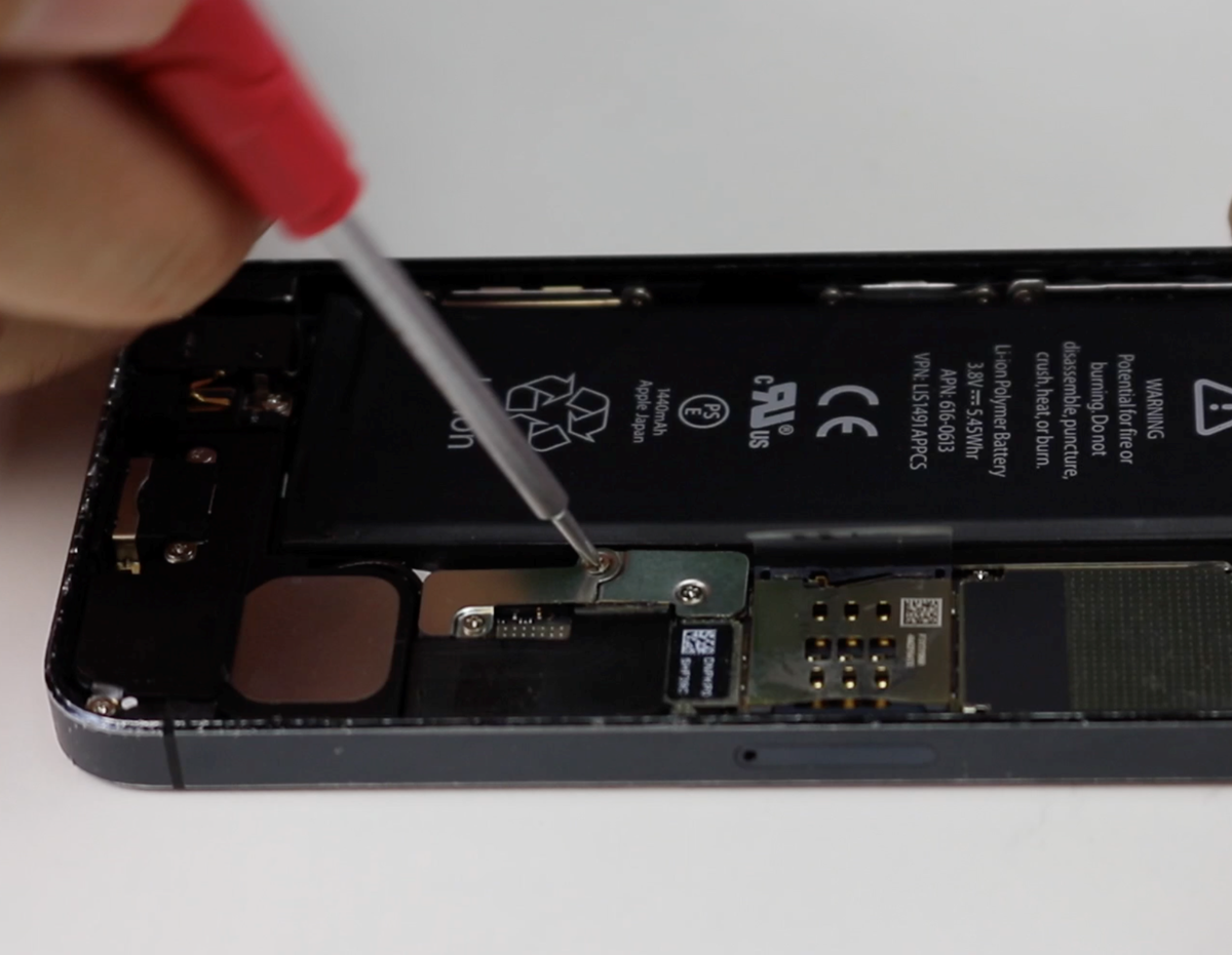 Udveksle sjældenhed blive imponeret Skift batteri på din iphone så den holder strøm længere | VIDEO