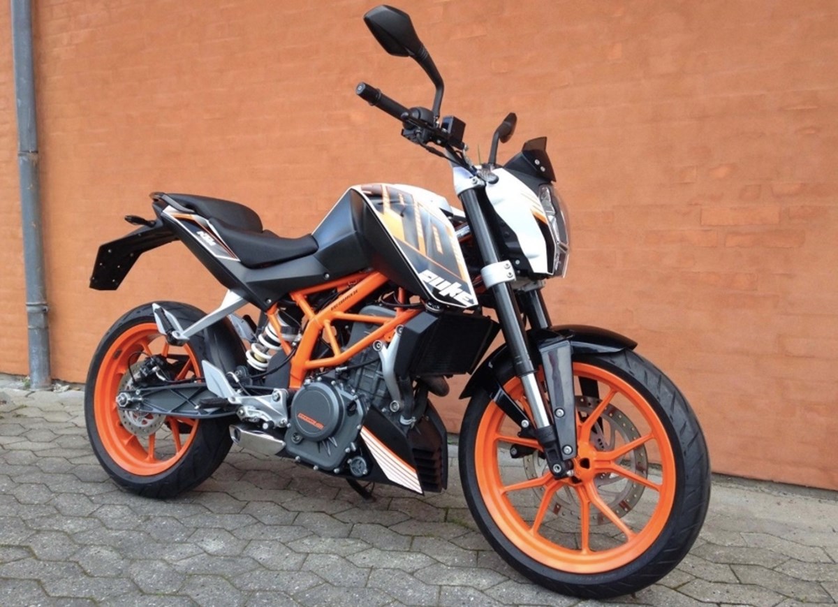 Den orange farve er et gennemgående tema blandt modellerne fra den østrigske motorcykelproducent