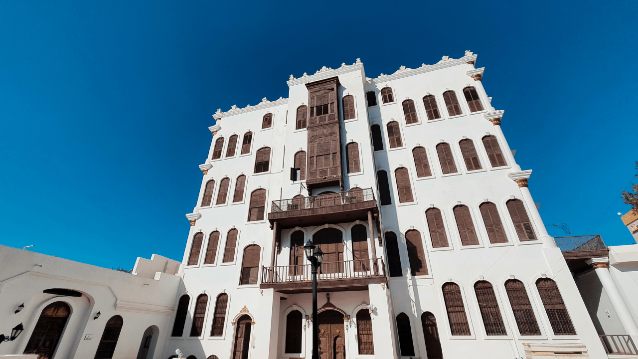الطائف مع طيران أديل