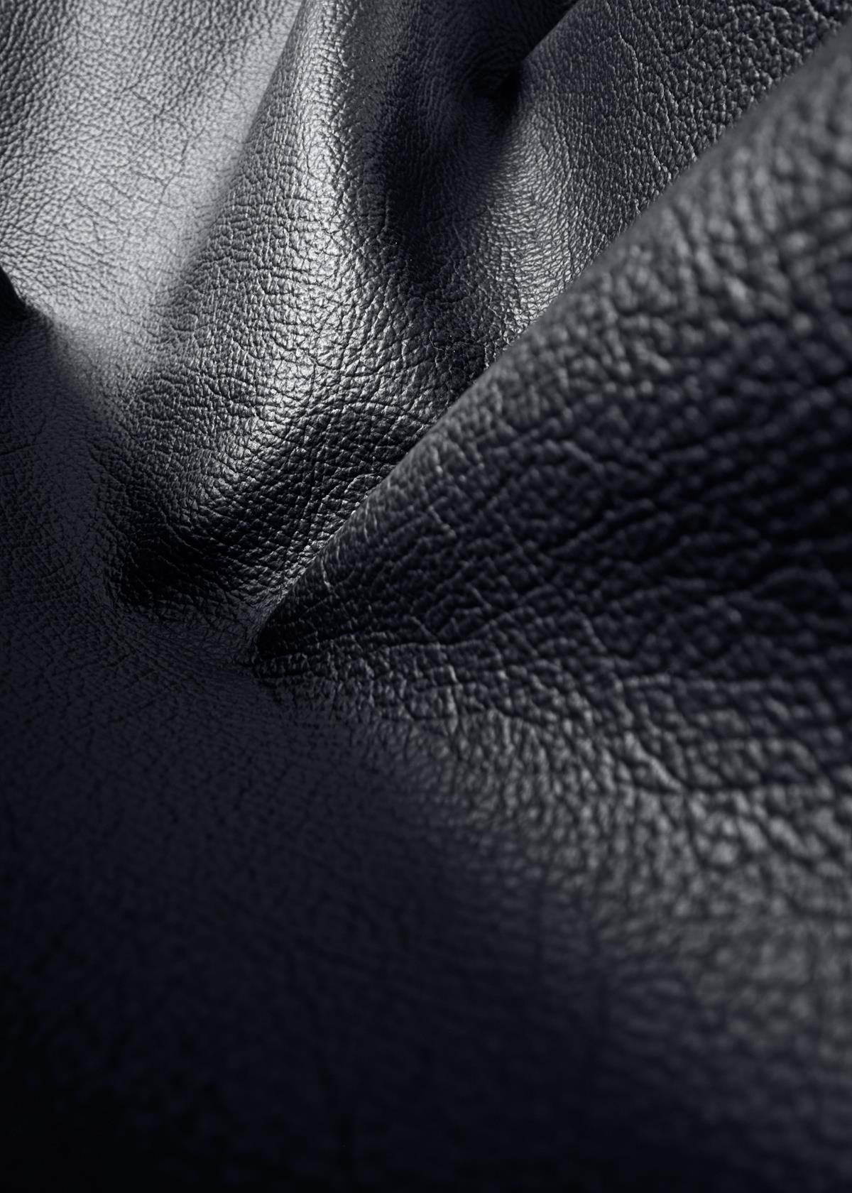 Soft Leather, GUBI (Black)