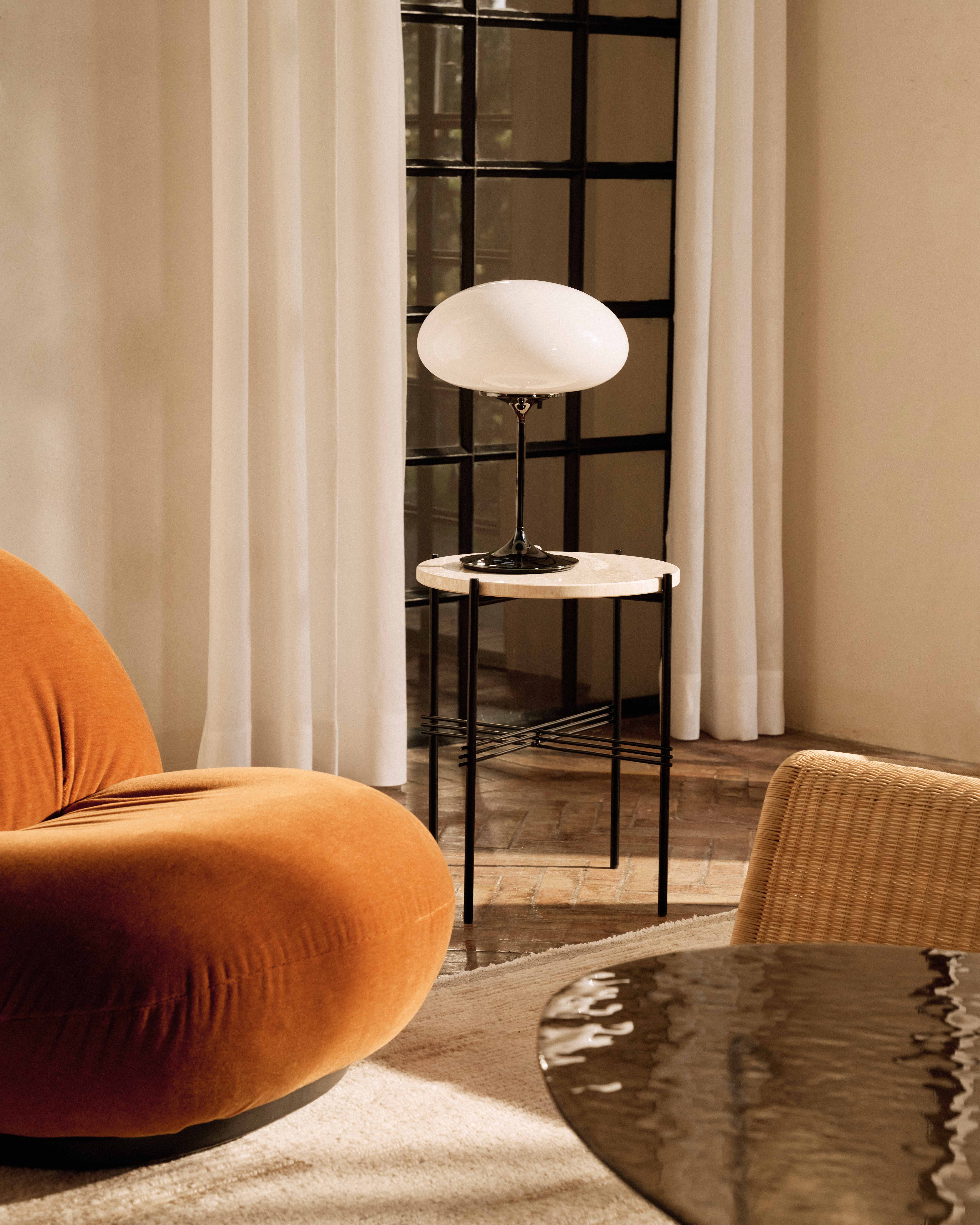 GUBI Stemlite Floor Lamp