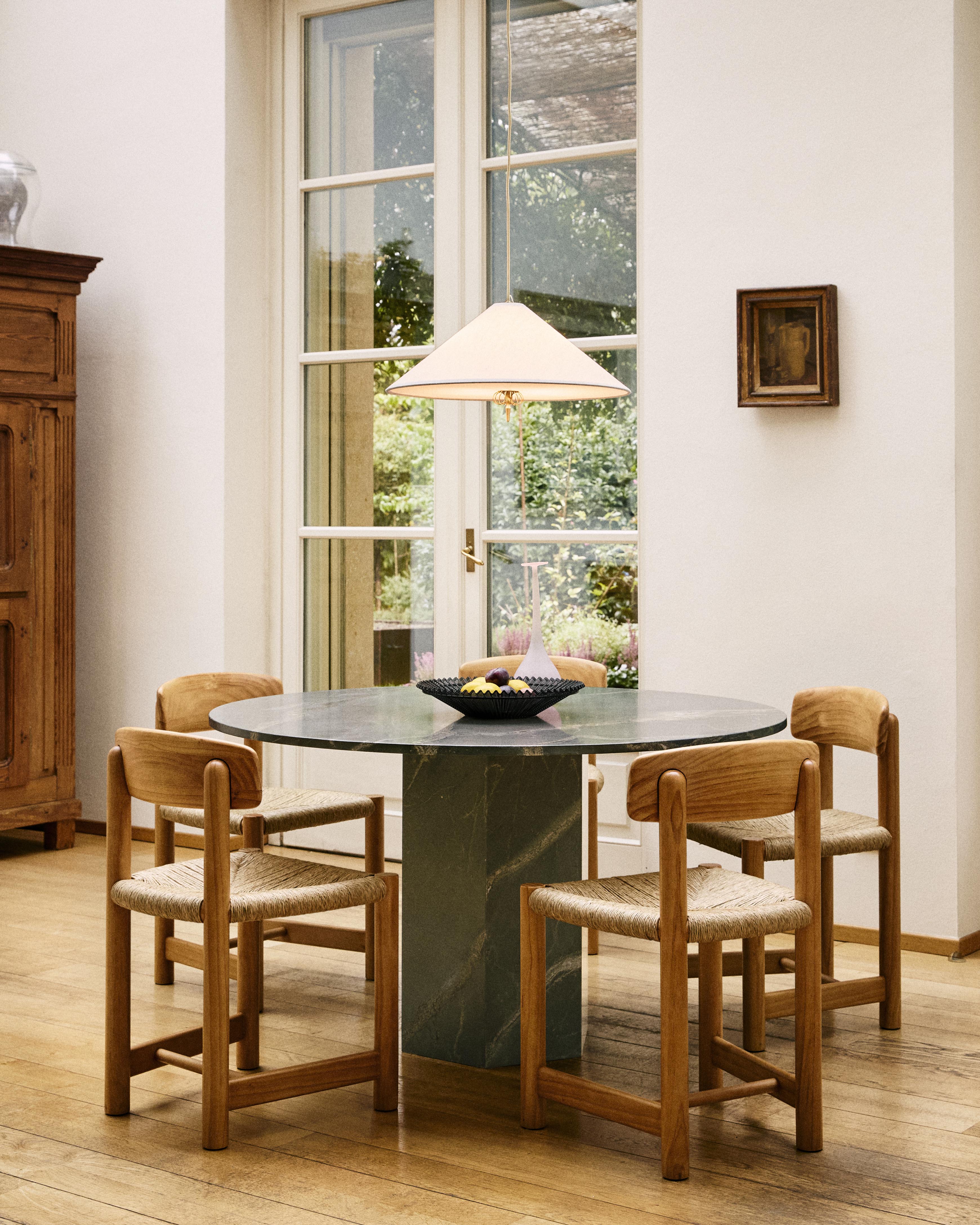 GUBI Daumiller Side Chair