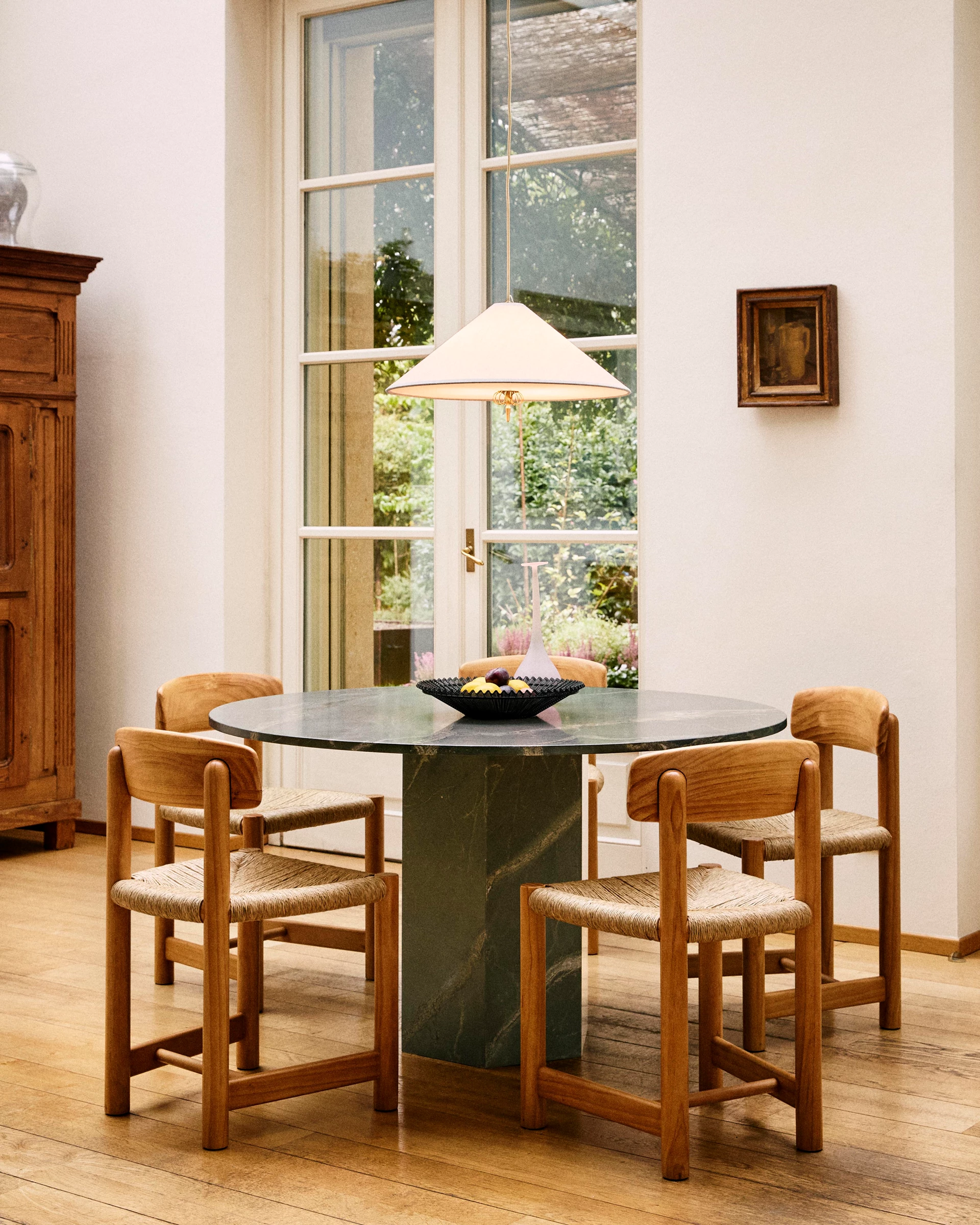 GUBI Daumiller Side Chair