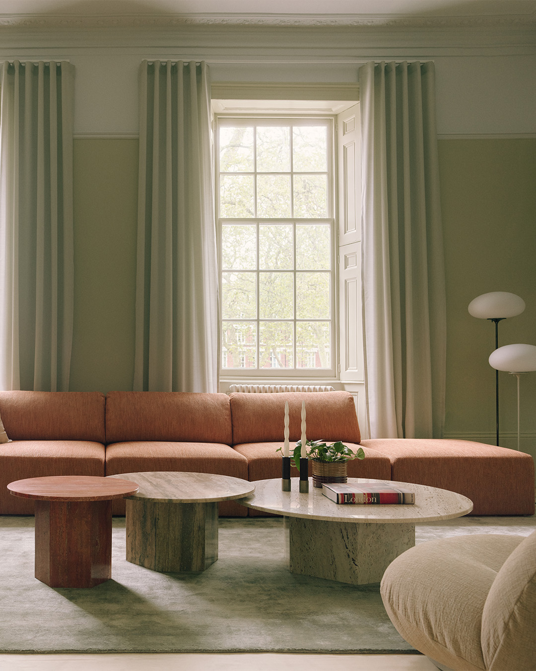 GUBI Epic Coffee Table, Round