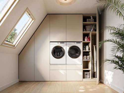 Wasmachinekast onder schuine wand