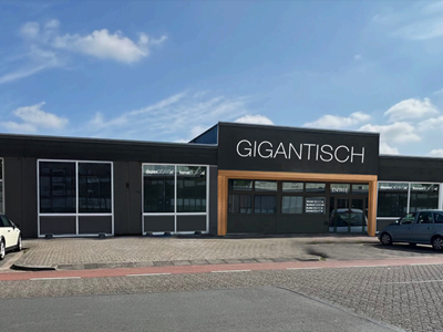Gigantisch showroom Utrecht