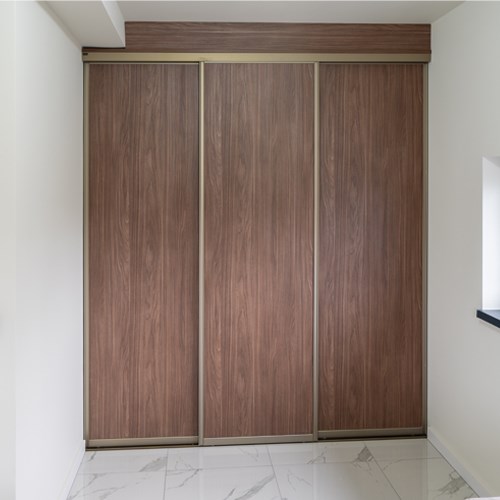 Inbouw kledingkast dicht