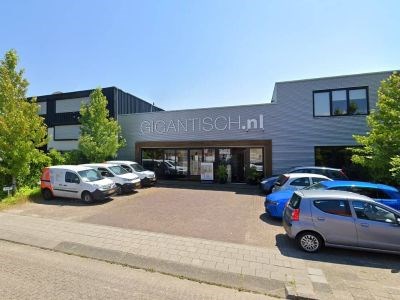 Showroom Purmerend Gigantisch