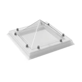 Vierkant piramidevormige lichtkoepel