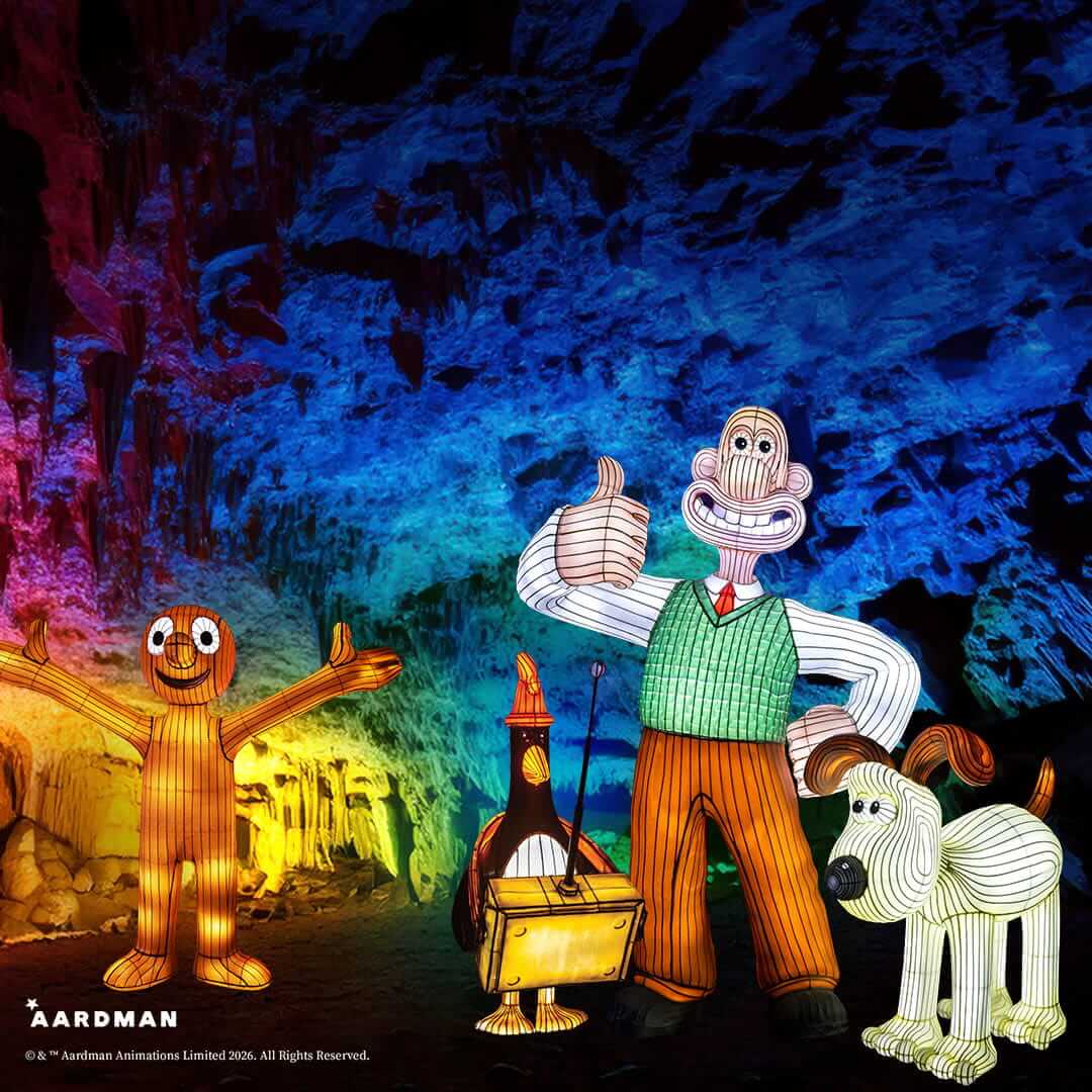 Wallace & Gromit, Shaun the Sheep and Feathers McGraw in lantern form, one of the events at cheddar gorge and caves