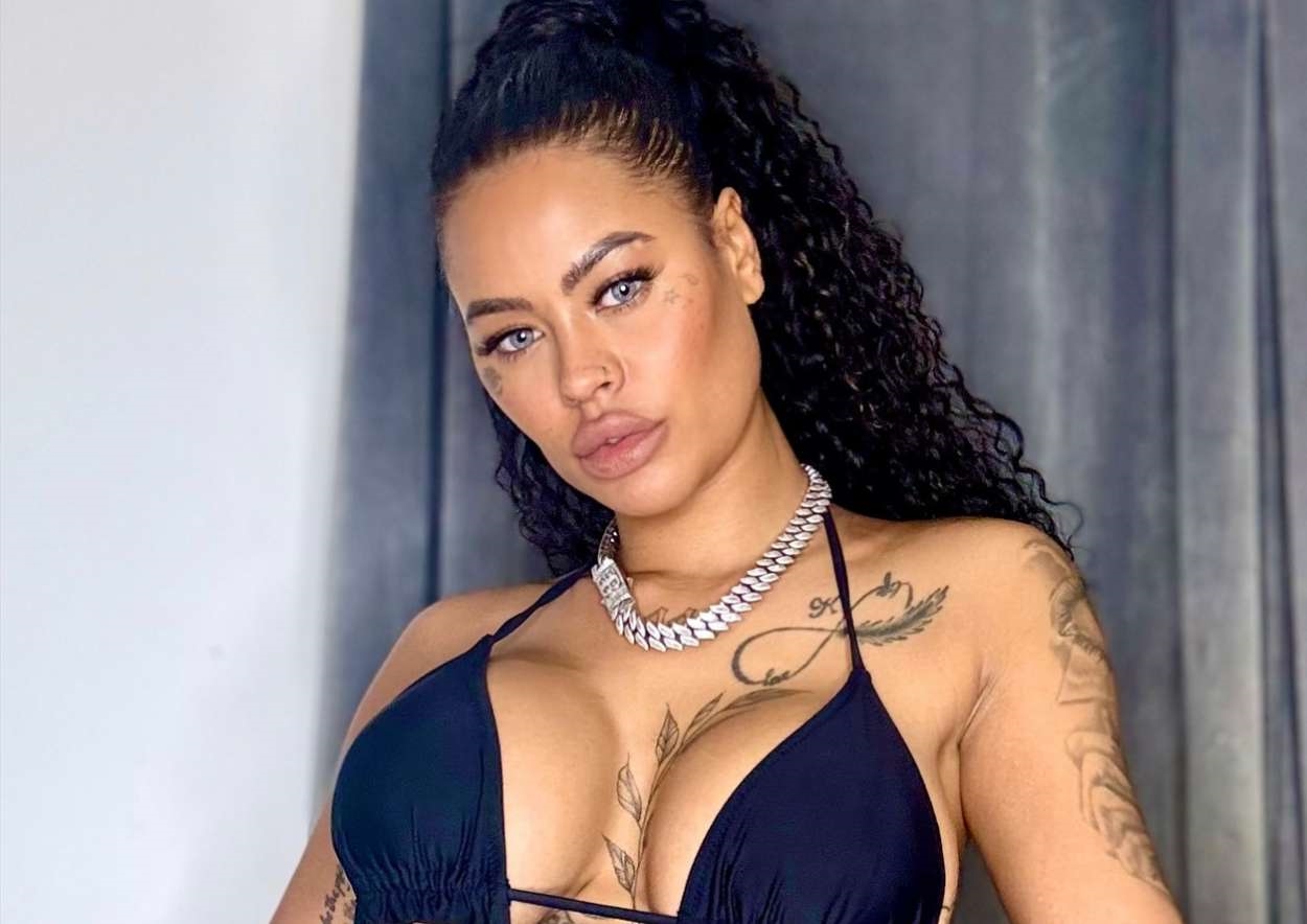 Chelsea Robinson's Implant Replacement