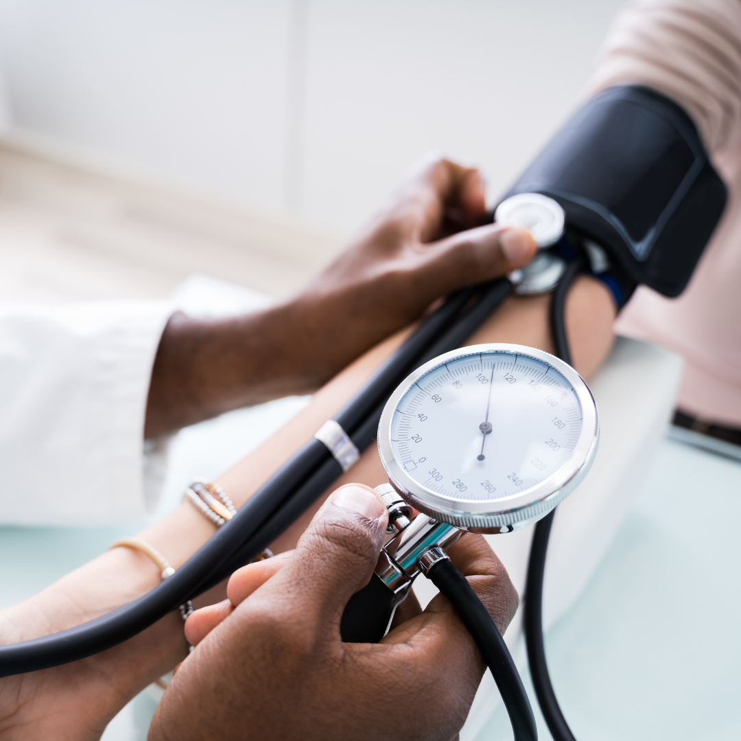Symptoms and causes of high blood pressure