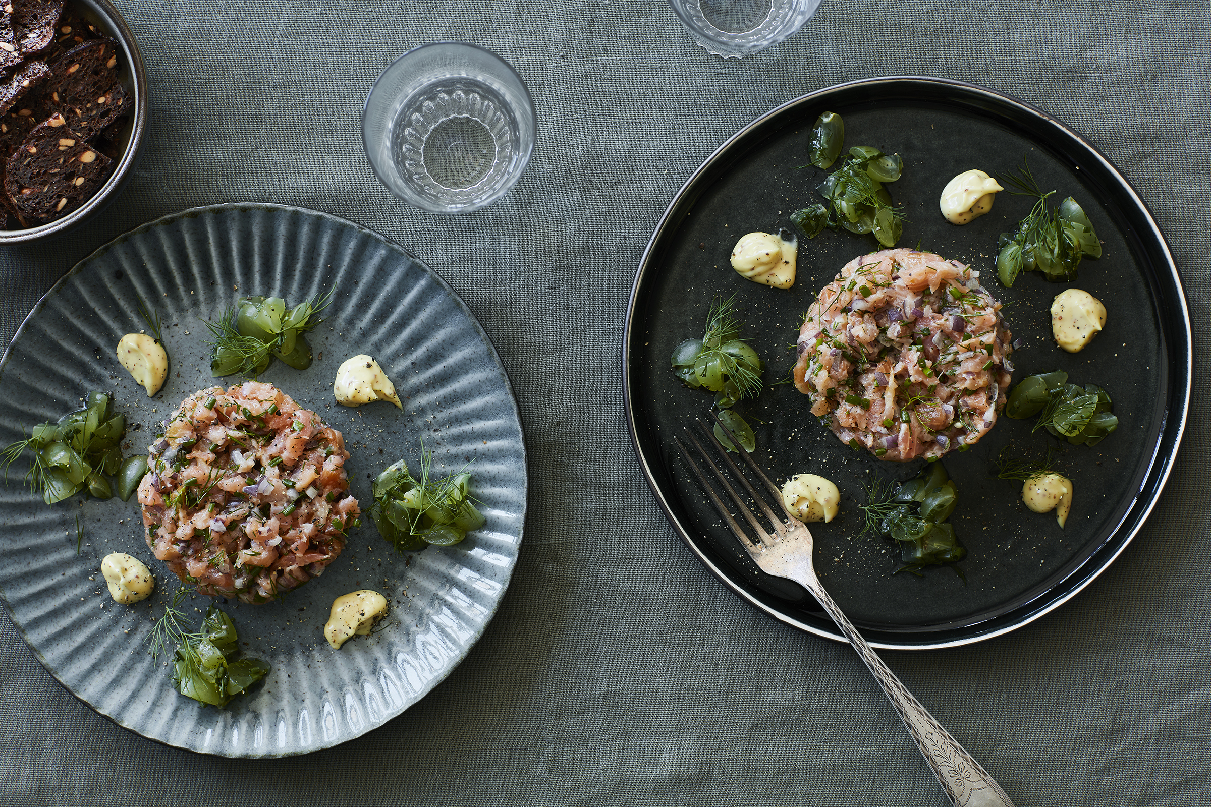 Tatar af røget laks