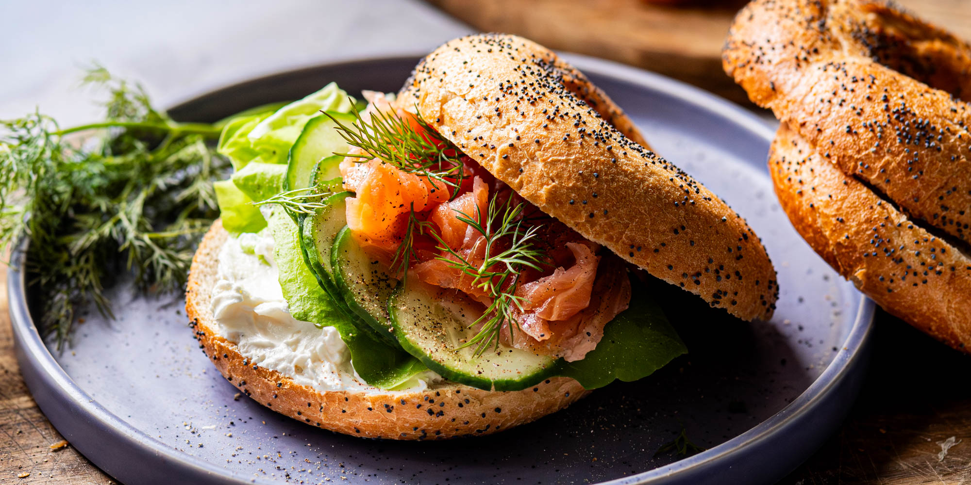 Bajgiel W Wędzonym Łososiem1