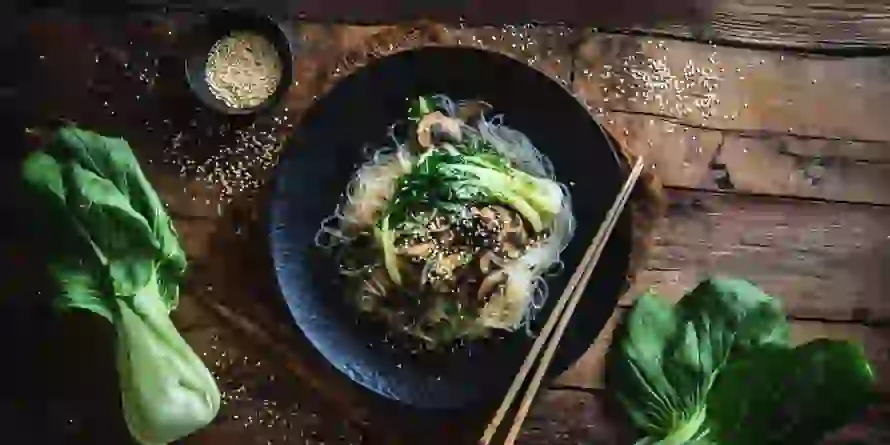 Glasnudelpfanne mit Pak Choi – Schnelles und gesundes Rezept Glasnudelpfanne mit Pak Choi – Schnelles und gesundes Rezept