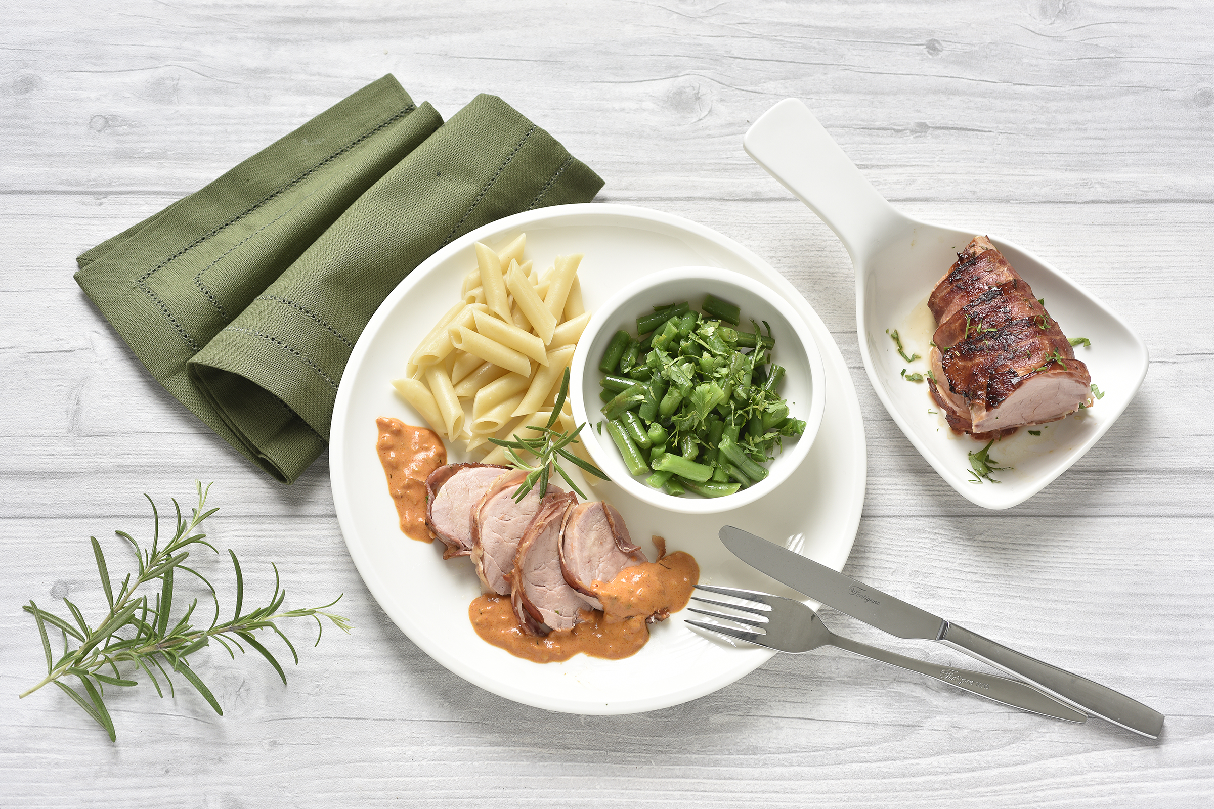 Schweinefilet Im Speckmantel Mit Tomatensauce