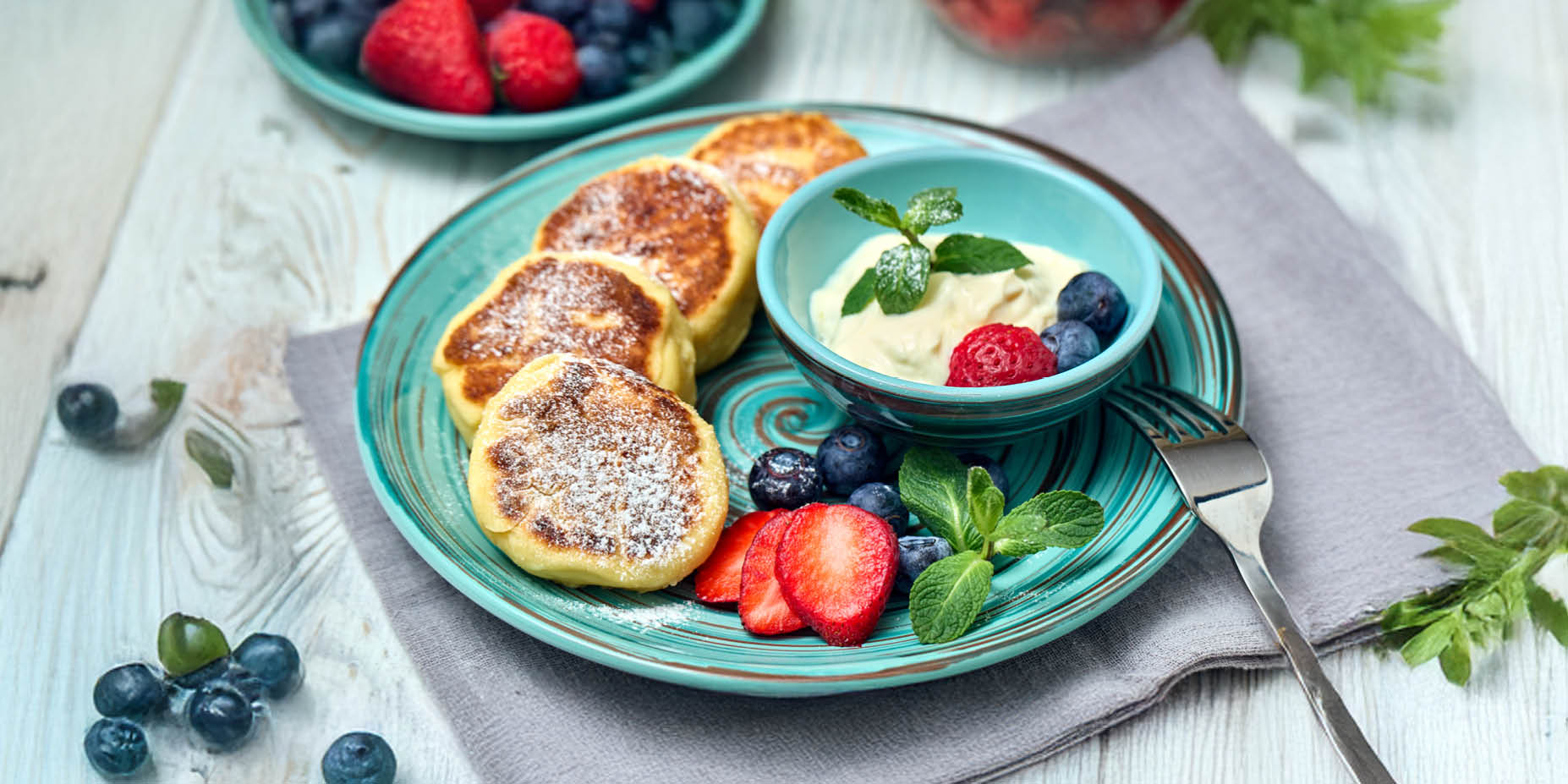 Fluffige Quarkkäulchen Mit Frischen Beeren