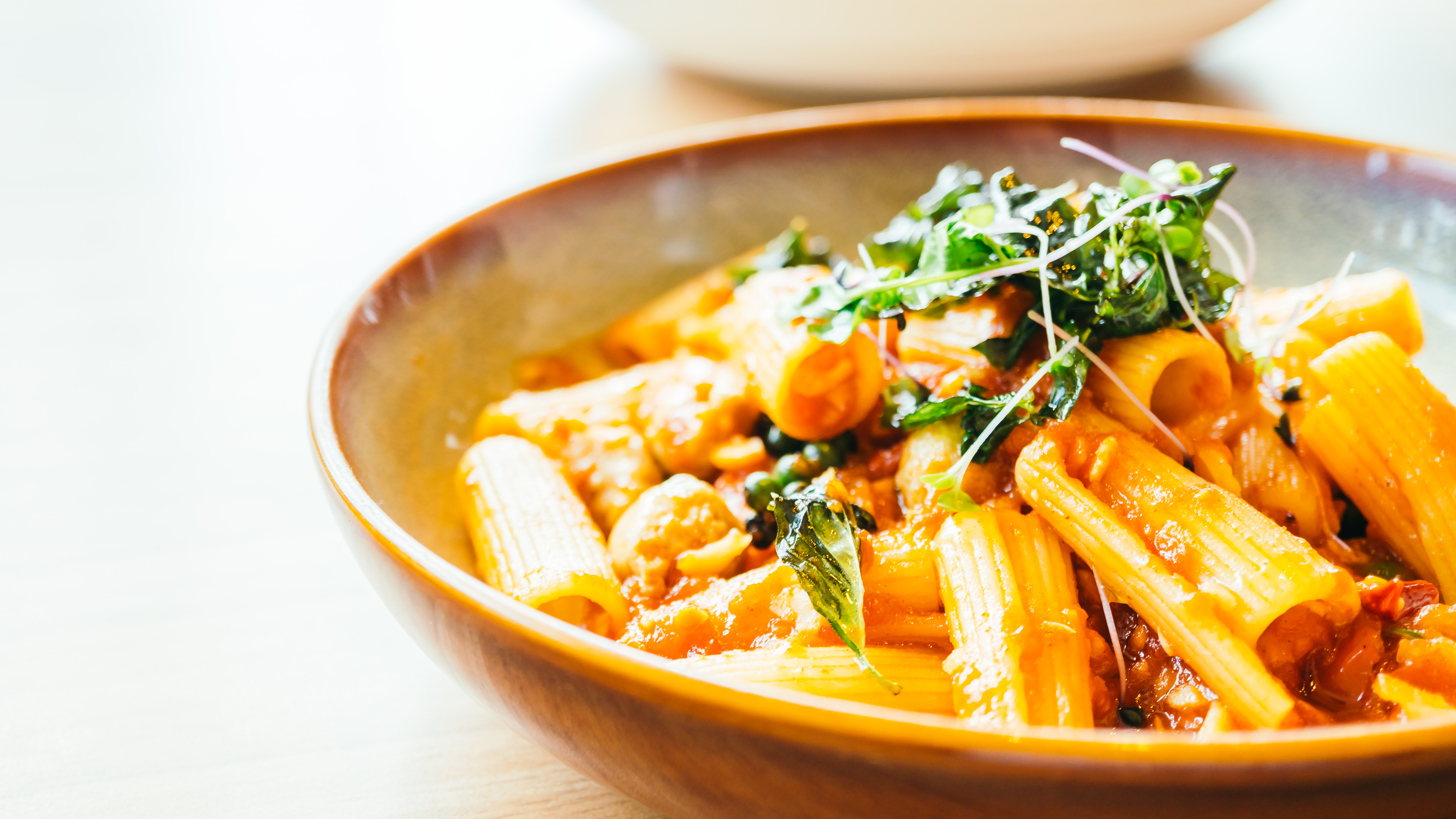 Pikantny Makaron Lub Spaghetti Z Kielbasa