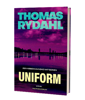 'Uniform' af Thomas Rydahl