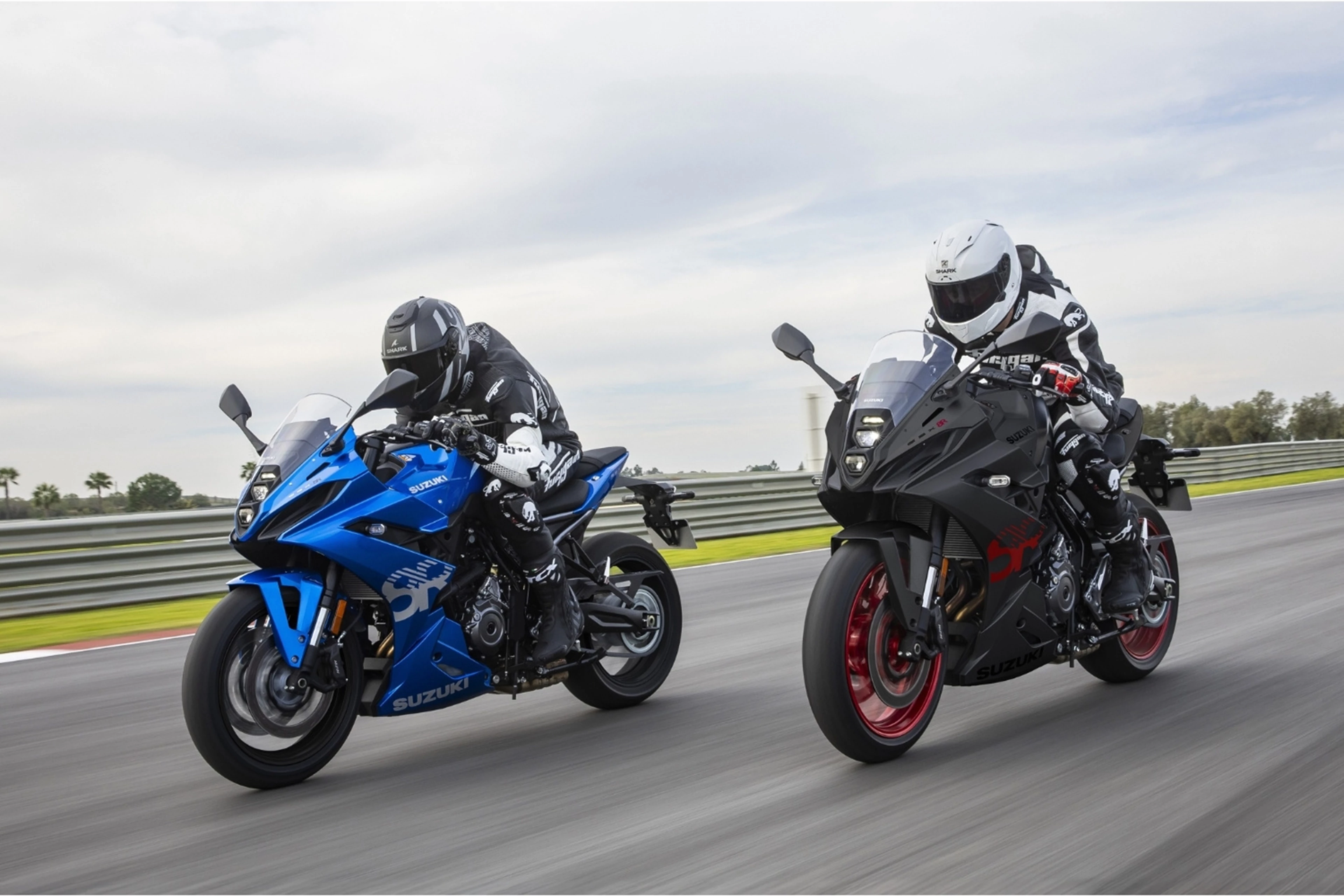 Two GSX-8Rs on track