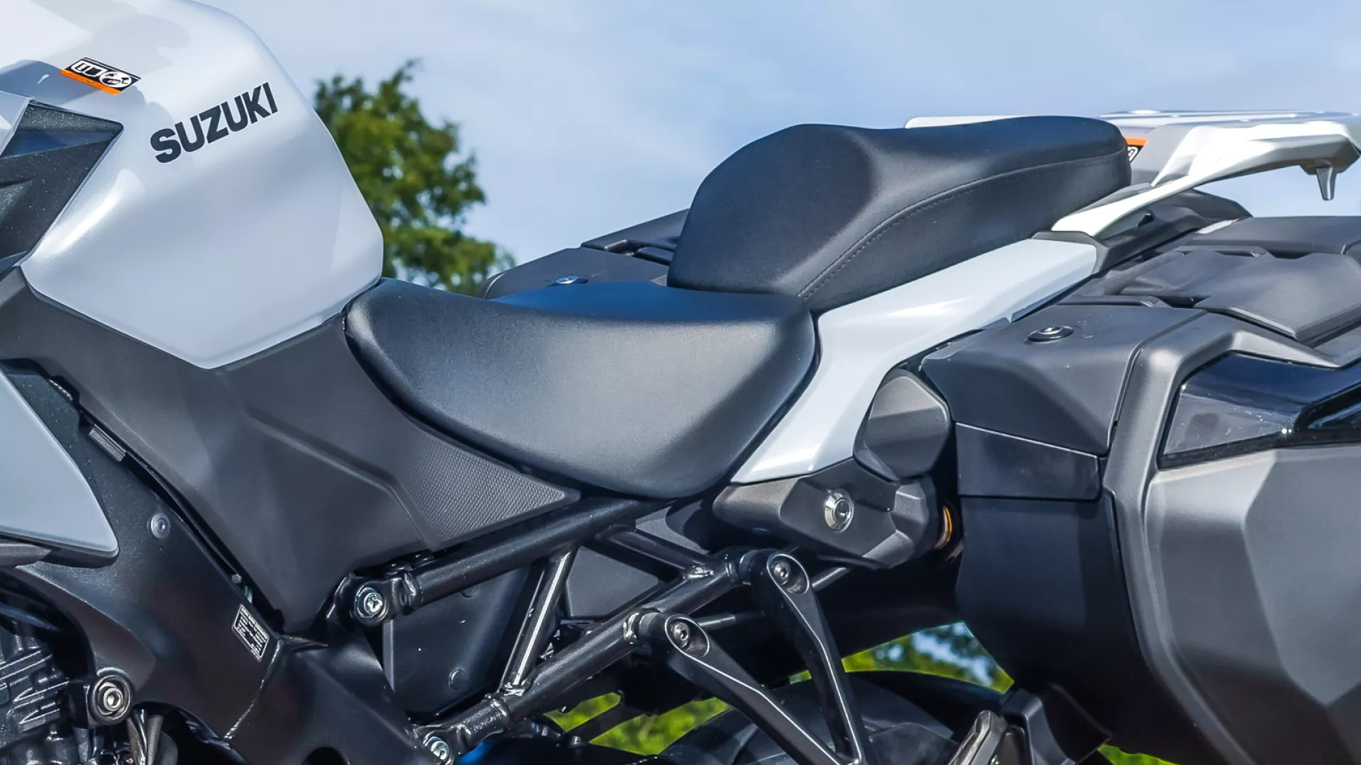 Suzuki GSX-S1000GX+ seat, pillion seat and rear frame close-up