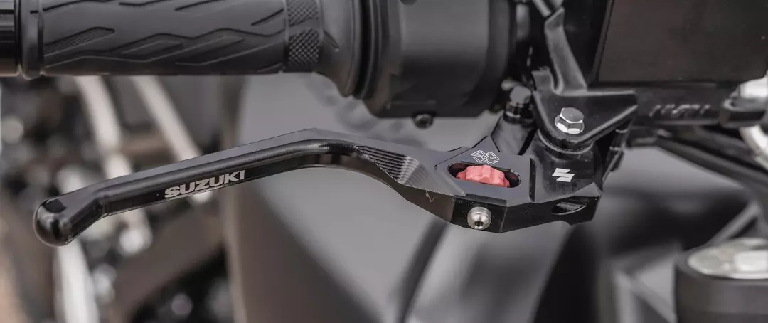 Suzuki GSX-8TT accessory front brake lever close up