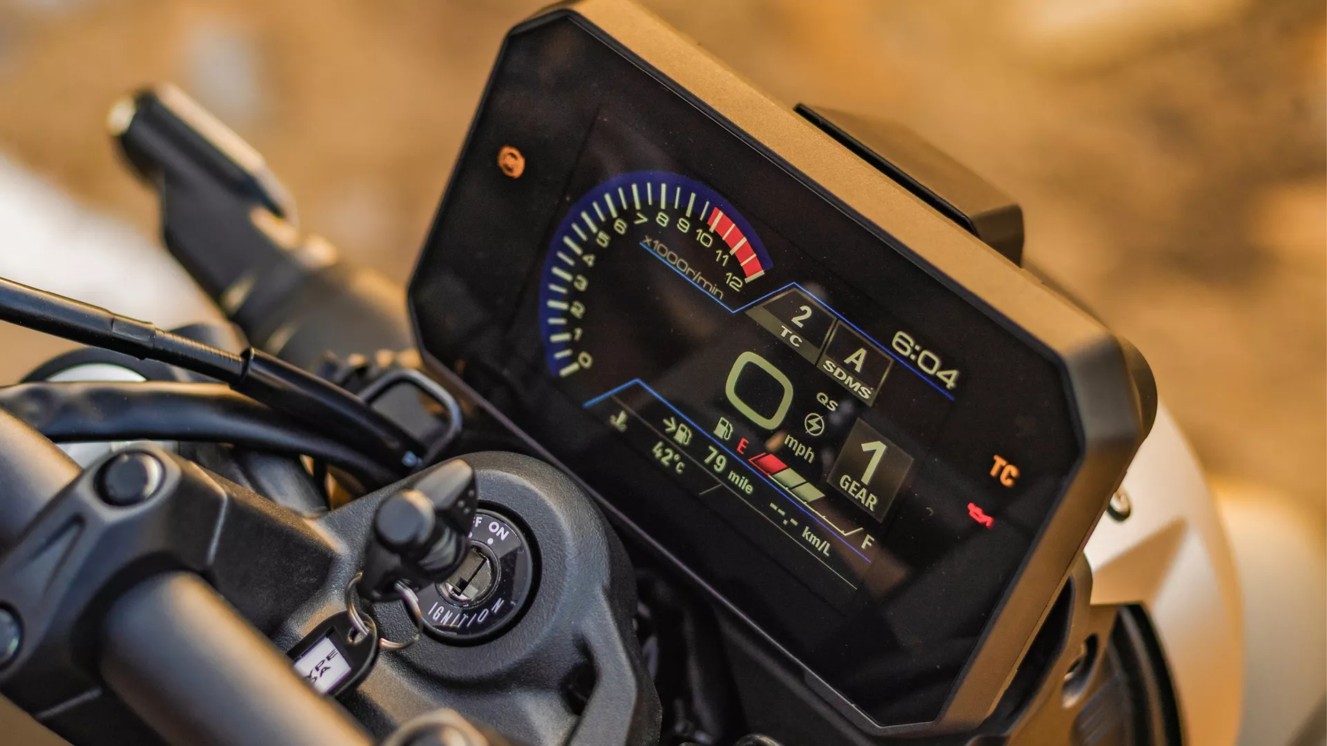 Suzuki GSX-8T TFT dash close up on location