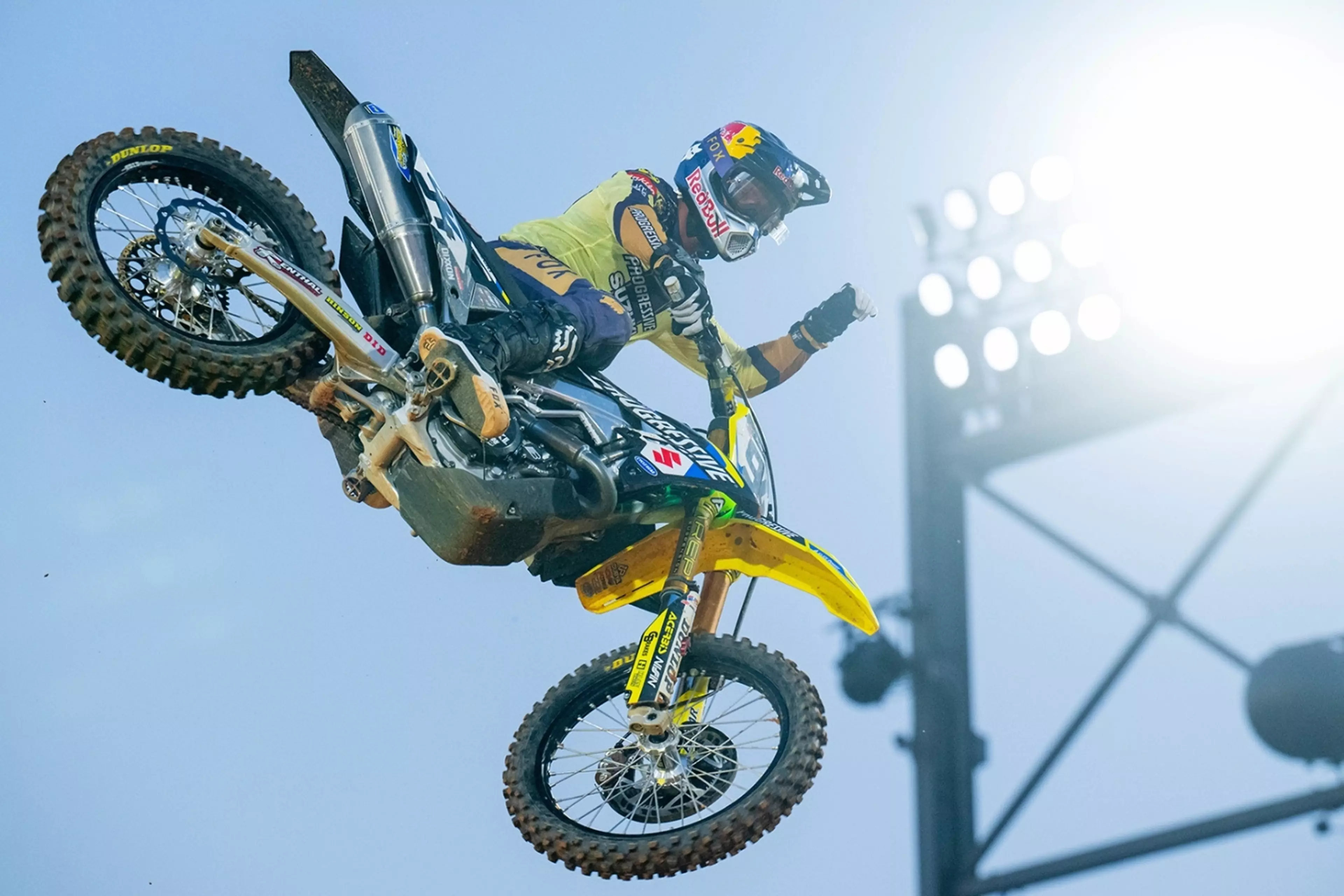 Ken Roczen whipping his RM-Z450