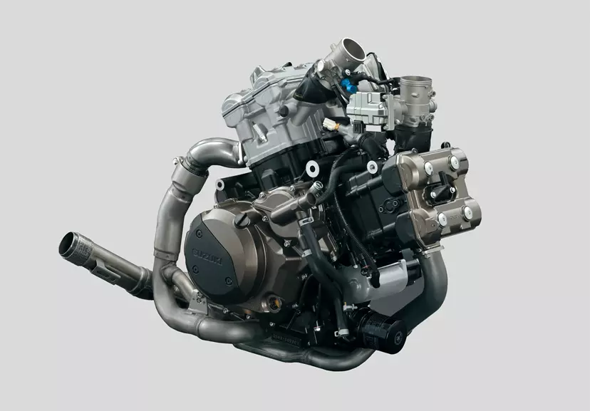 Suzuki V-Strom 1050DE Tour engine cut out CGI