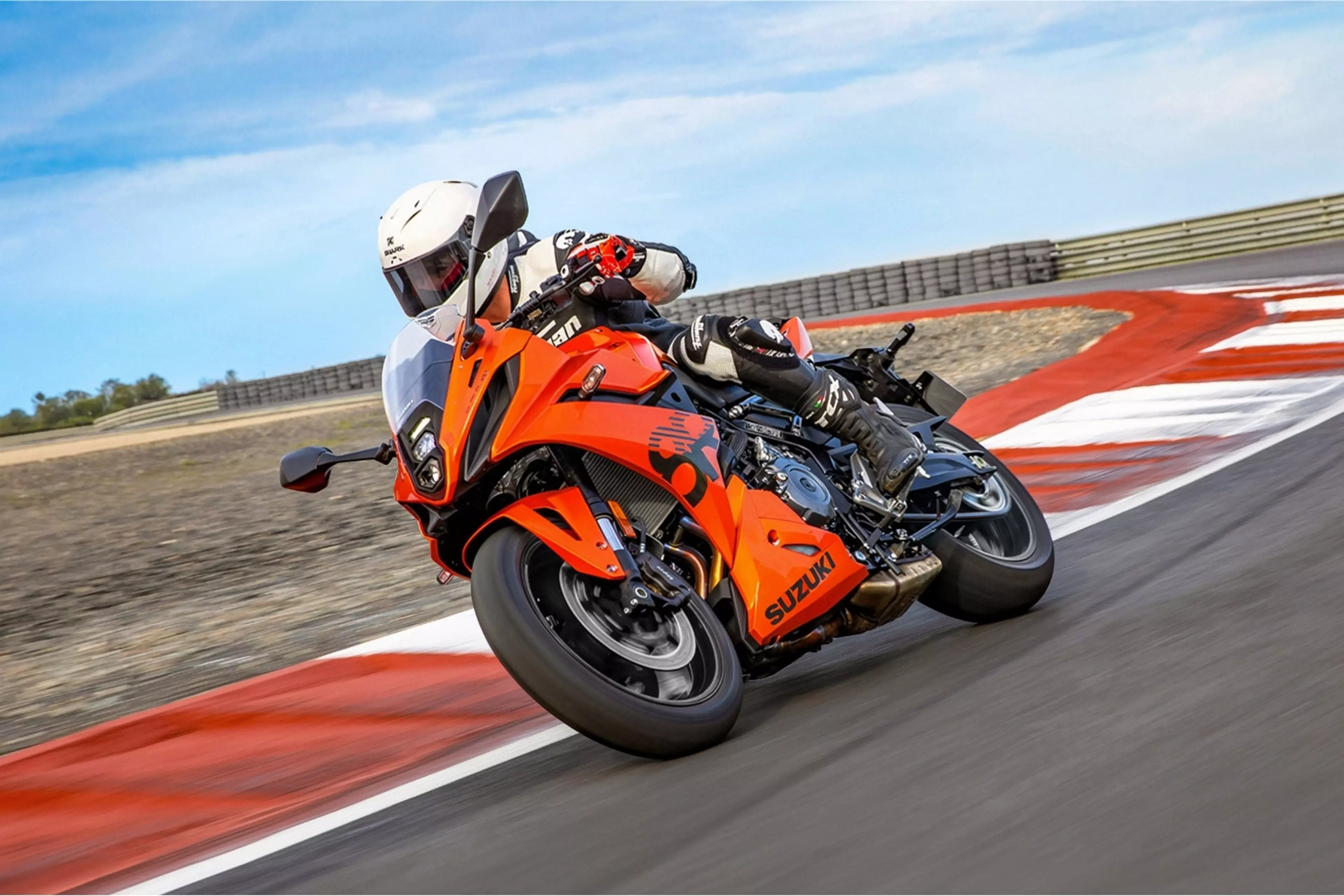 Suzuki GSX-8R in orange on track