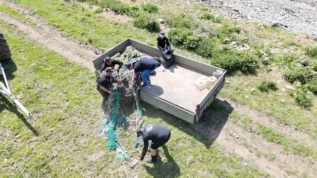 Suzuki Marine removes marine waste