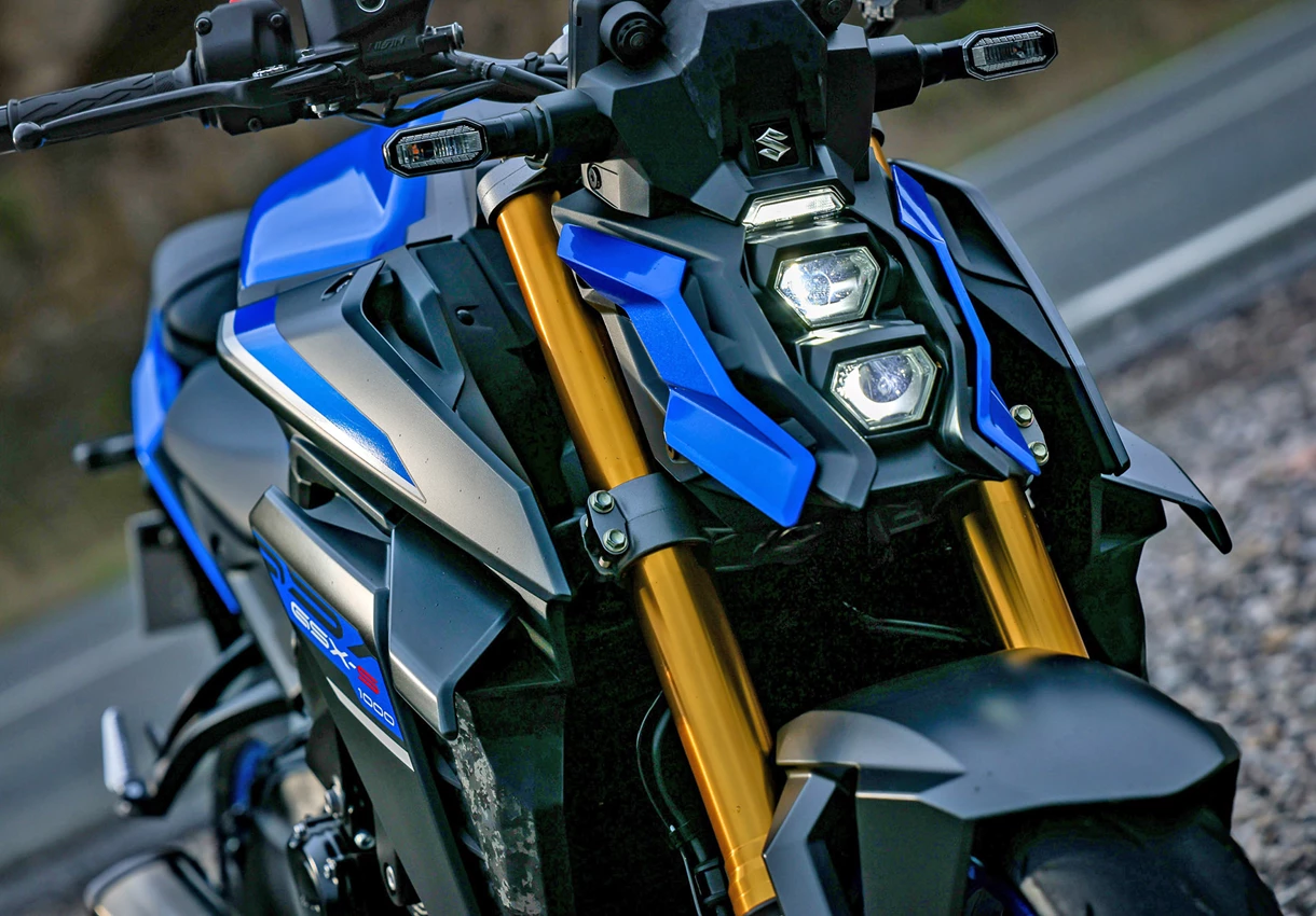 Suzuki GSX-S1000 front end with a focus on the LED headlights.