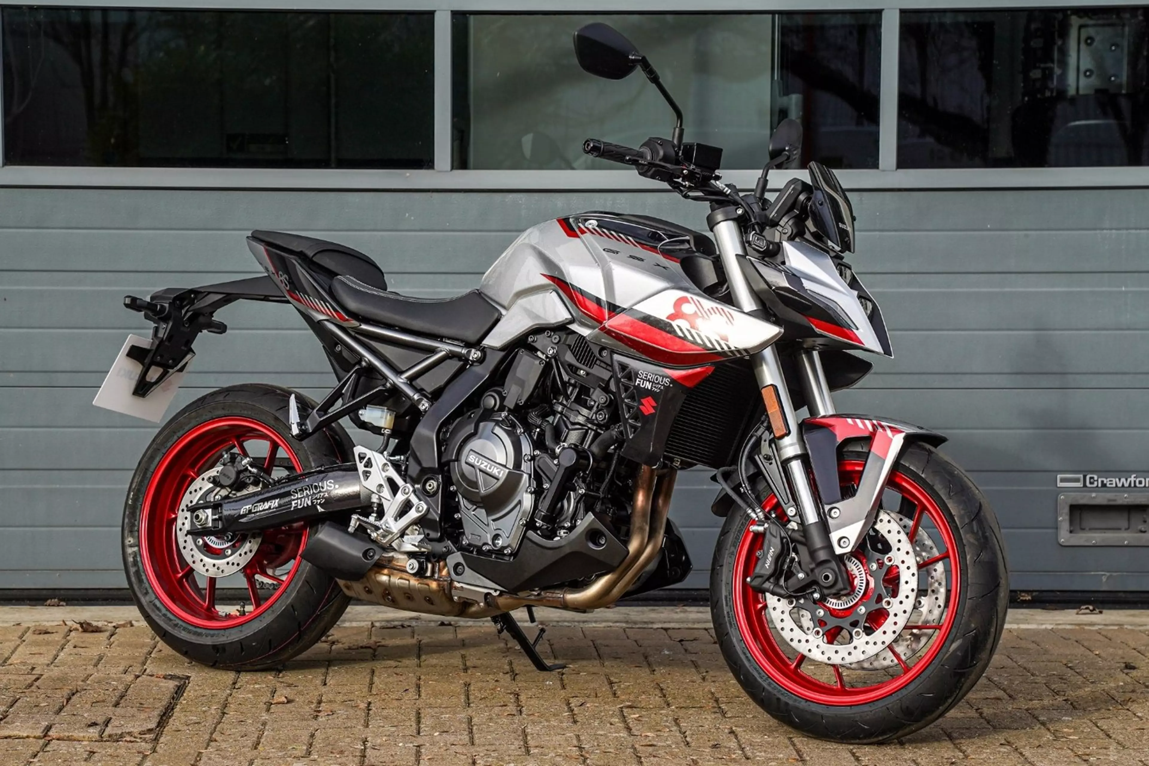 GSX-8S with graphics kit