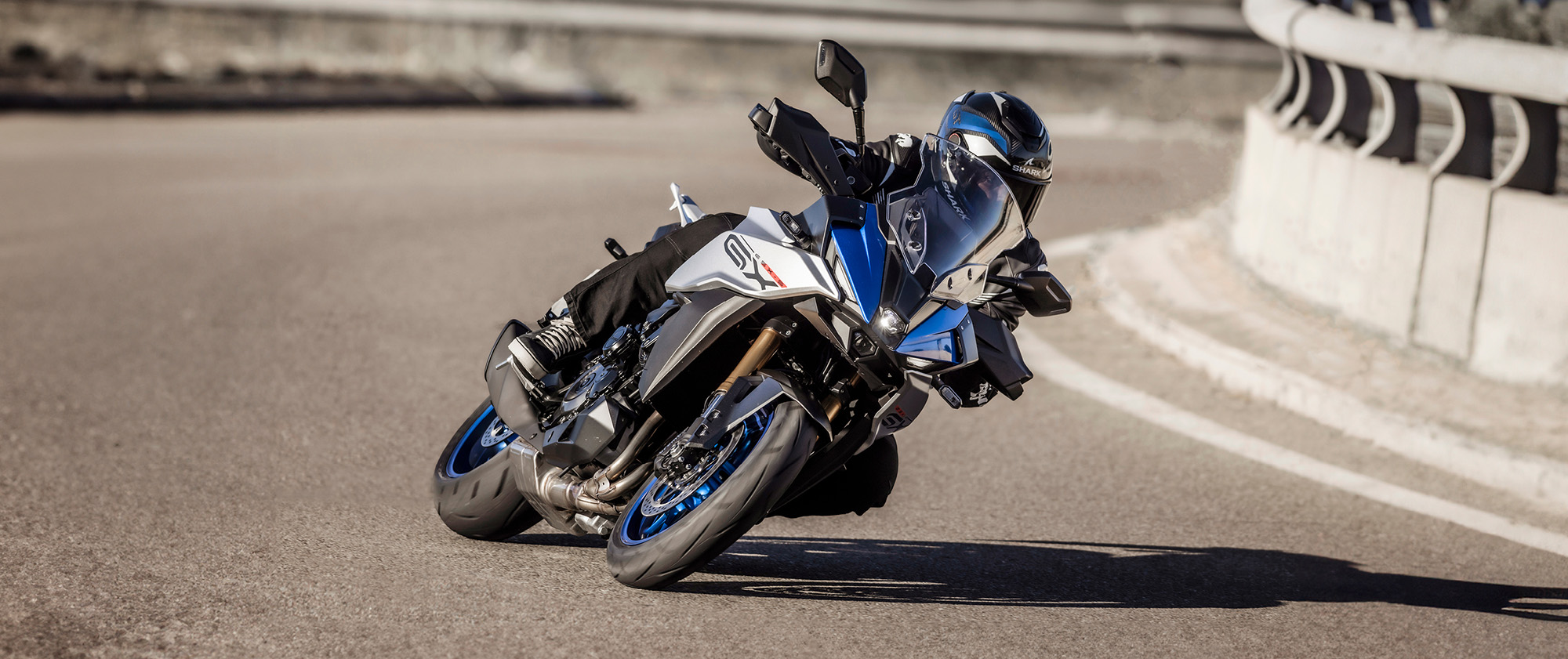 Suzuki GSX-S1000GX | Suzuki Bikes UK